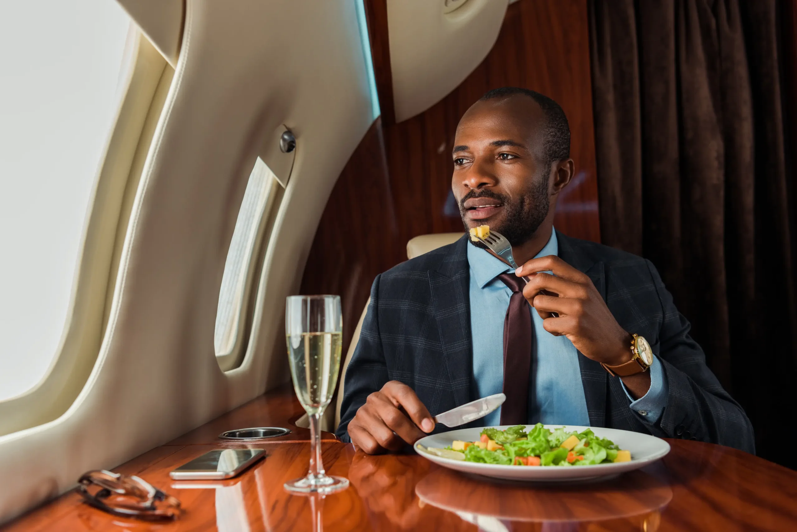 24/7 private chef staffing for global tours, movie productions, and high-performance travel logistics