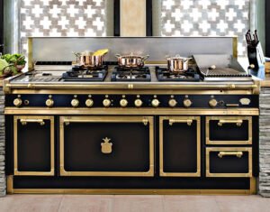 Luxury Estate kitchen with copper gourmet cookware